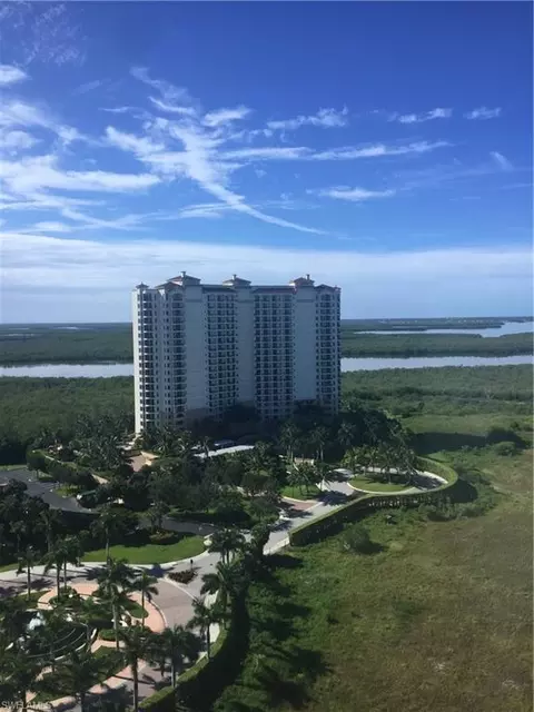 1050 Borghese Ln #204, Naples, FL 34114
