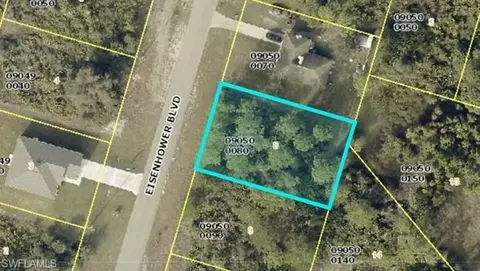 607 Eisenhower Blvd, Lehigh Acres, FL 33974