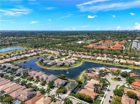 View/Area - 1685 Serrano Cir, Naples, FL 34105 photo 7 of 13