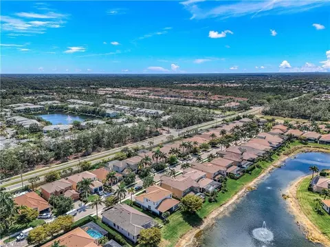 View/Area - 1685 Serrano Cir, Naples, FL 34105 photo 8 of 13