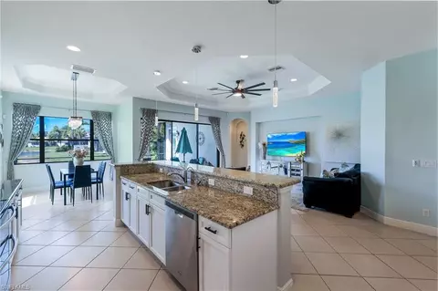 Kitchen - 1685 Serrano Cir, Naples, FL 34105 photo 5 of 5