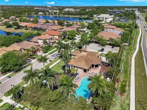 View/Area - 1685 Serrano Cir, Naples, FL 34105 photo 13 of 13