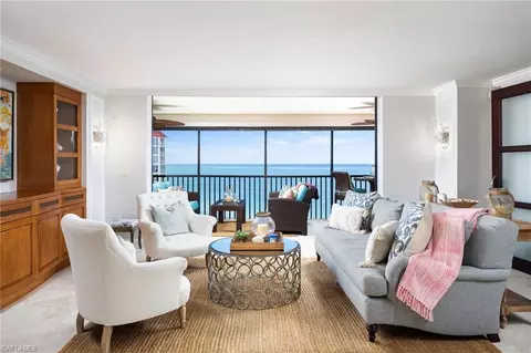 10851 Gulf Shore Dr #1003, Naples, FL 34108