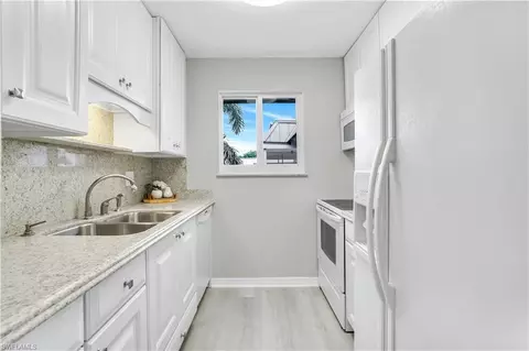 Kitchen - 766 Central Ave #313, Naples, FL 34102 photo 1 of 2
