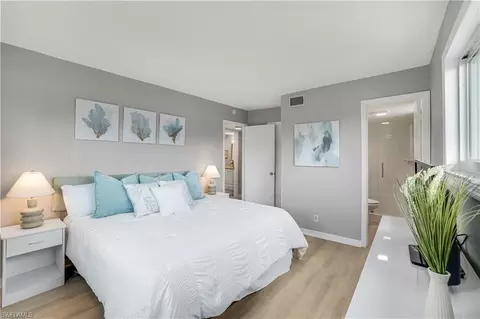 Bedroom - 766 Central Ave #313, Naples, FL 34102 photo 2 of 3