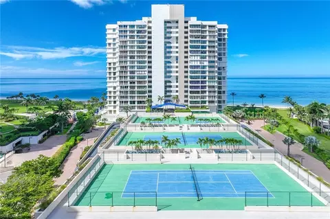 4301 Gulf Shore Blvd N #202, Naples, FL 34103