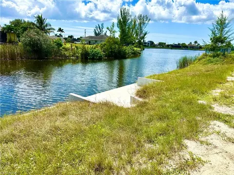 926 SW 28th St, Cape Coral, FL 33914