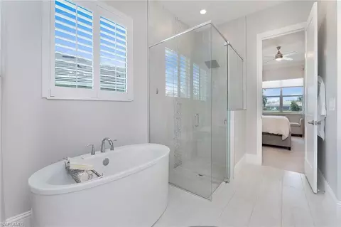 Bath - 14331 Neptune Ave, Naples, FL 34114 photo 2 of 4