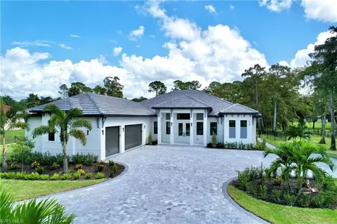 428 21st St SW, Naples, FL 34117