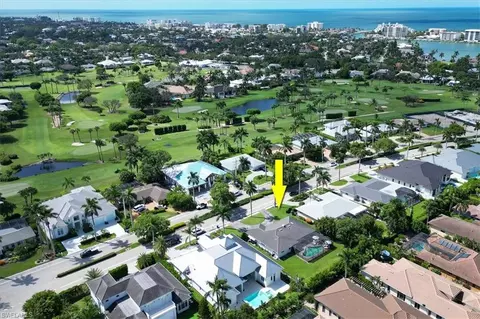View/Area - 701 Harbour Dr, Naples, FL 34103 photo 8 of 8