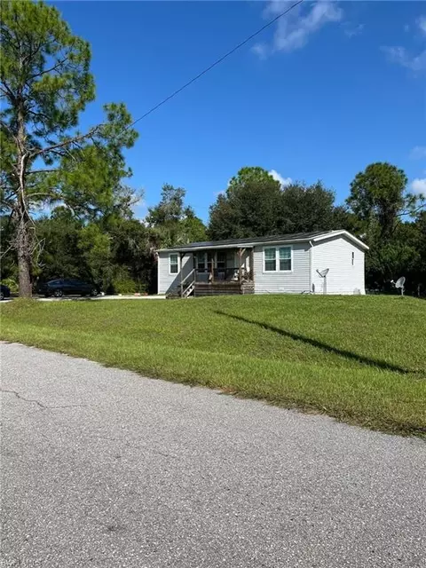 4003 E 20th St, Alva, FL 33920 photo 4