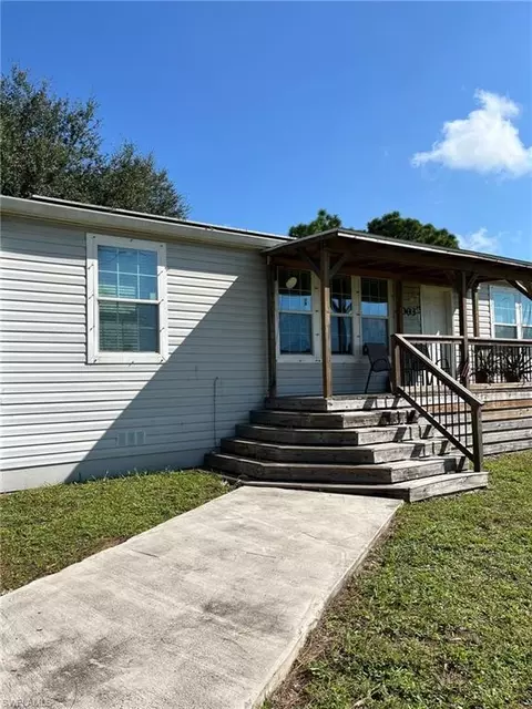 4003 E 20th St, Alva, FL 33920 photo 2
