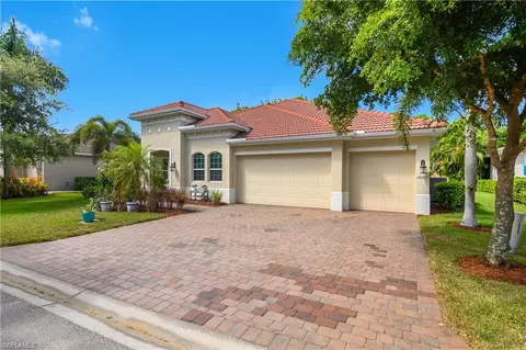 10167 Avonleigh Dr, Bonita Springs, FL 34135