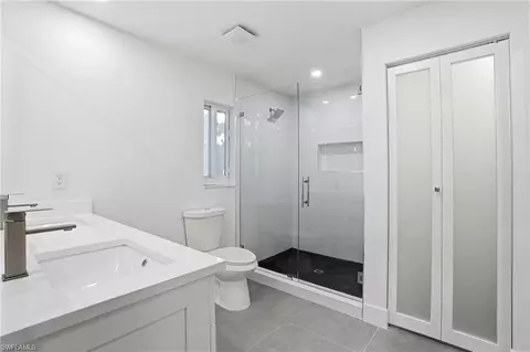 Bath - 3929 Mohawk Pl, Naples, FL 34112 photo 2 of 5