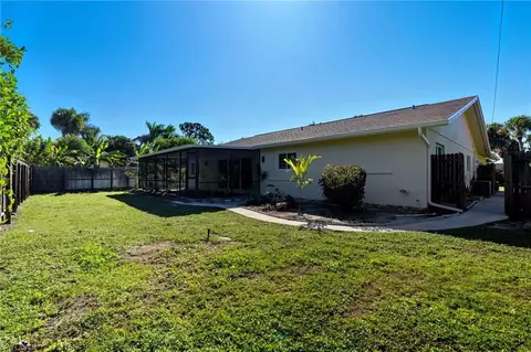 Exterior - 3929 Mohawk Pl, Naples, FL 34112 photo 6 of 8
