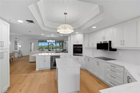 Kitchen - 445 Dockside Dr #B202, Naples, FL 34110 photo 6 of 6