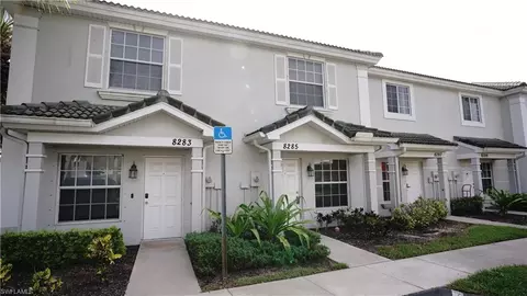8285 Pacific Beach Dr, Fort Myers, FL 33966