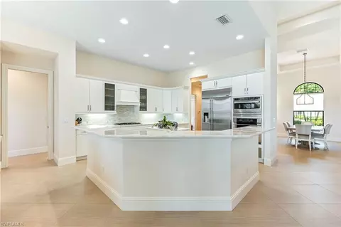 Kitchen - 6597 Costa Cir, Naples, FL 34113 photo 1 of 7