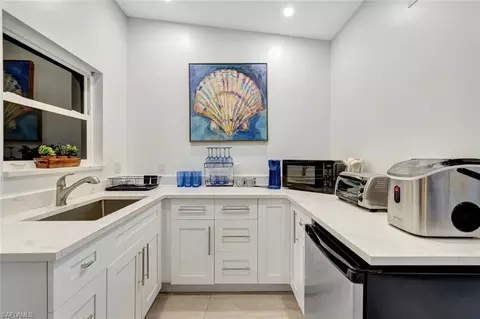 Kitchen - 383 Harbour Dr #304, Naples, FL 34103 photo 5 of 5