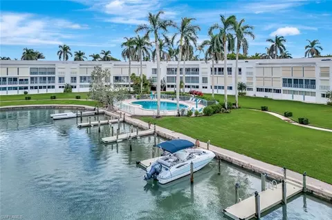 Other - 383 Harbour Dr #304, Naples, FL 34103 photo 2 of 4
