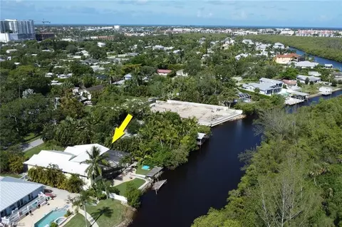 2447 Harbor Rd, Naples, FL 34104 photo 2