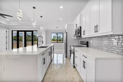 Kitchen - 3571 Everglades Blvd S, Naples, FL 34117 photo 2 of 2