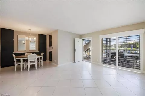 Other - 261 Banyan Blvd #104, Naples, FL 34102 photo 2 of 4