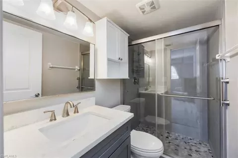 Bath - 261 Banyan Blvd #104, Naples, FL 34102 photo 1 of 2