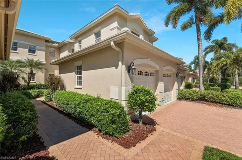 558 Vintage Reserve Ln #19B, Naples, FL 34119