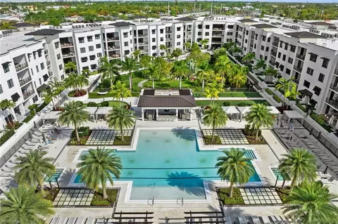 1125 Central Ave #566, Naples, FL 34102