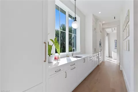Entry Way - 285 Central Ave, Naples, FL 34102 photo 2 of 2