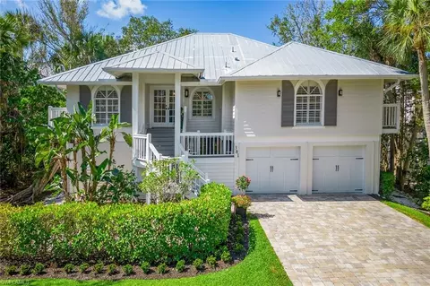 381 Leatherfern Ln, Marco Island, FL 34145