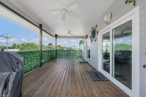 405 Copeland Ave N, Everglades City, FL 34139