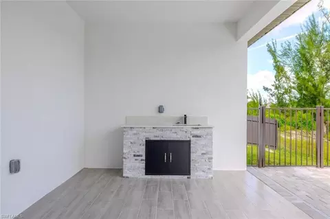 1119 NW 20th Pl, Cape Coral, FL 33993