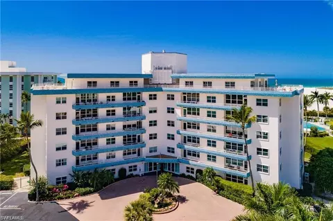 220 Seaview Ct #213, Marco Island, FL 34145