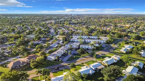 4924 Hawaii Blvd #5, Naples, FL 34112