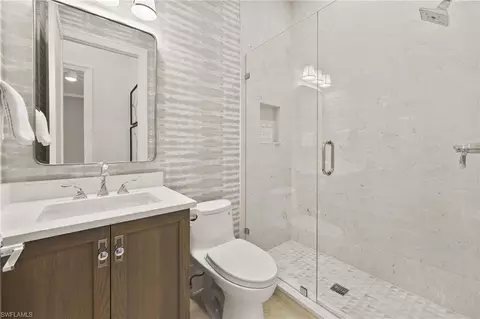 Bath - 6689 Mill Run Cir, Naples, FL 34109 photo 4 of 4