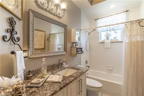 Bath - 834 Coldstream Ct, Naples, FL 34104 photo 3 of 4