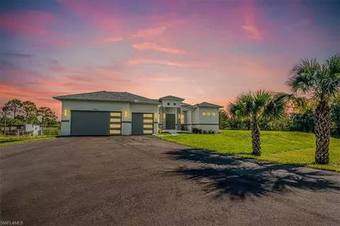 2941 37th Ave NE, Naples, FL 34120