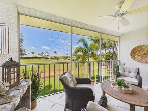 6780 Dennis Cir #M205, Naples, FL 34104