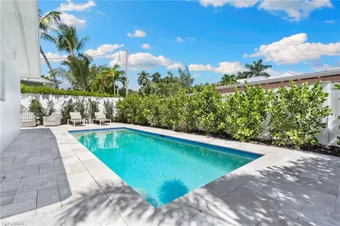 725 Central Ave, Naples, FL 34102 photo 8
