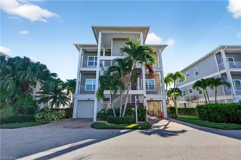 322 Angler Dr #502, Goodland, FL 34140