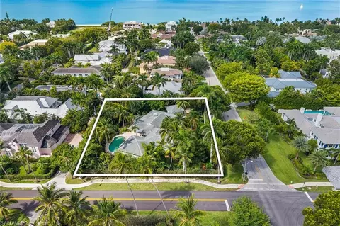 View/Area - 280 4th Ave N, Naples, FL 34102 photo 5 of 8