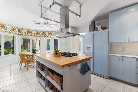 Kitchen - 280 4th Ave N, Naples, FL 34102 photo 2 of 2