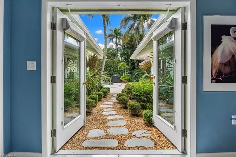 Exterior - 280 4th Ave N, Naples, FL 34102 photo 3 of 10
