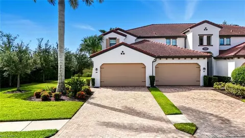 1590 Oceania Dr S #1, Naples, FL 34113