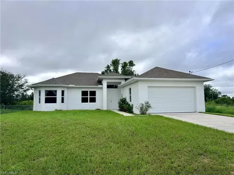 856 William Denver St, Lehigh Acres, FL 33974