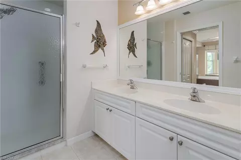 Bath - 8620 Cedar Hammock Cir #1113, Naples, FL 34112 photo 1 of 2