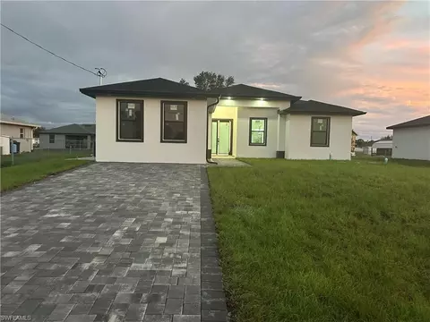 4009 33rd St SW, Lehigh Acres, FL 33976