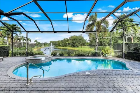 5799 Hammock Isles Dr, Naples, FL 34119